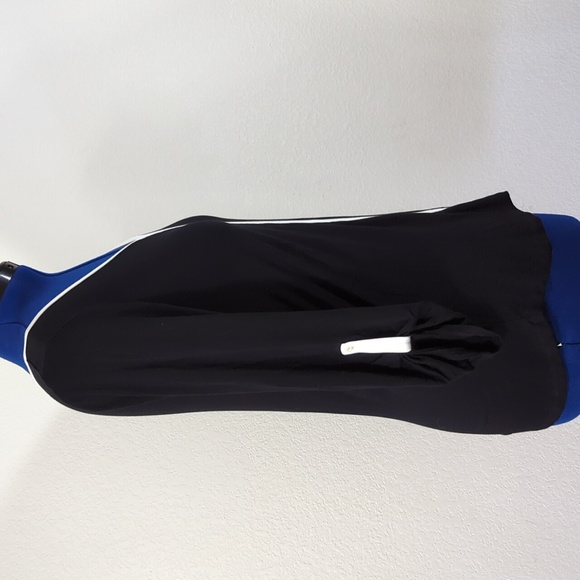 Cable & Gauge 3/4 sleeve top M EUC - Picture 2 of 4